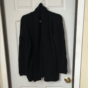 BCBGMaxAzria Elegant Black Open-Front Cardigan